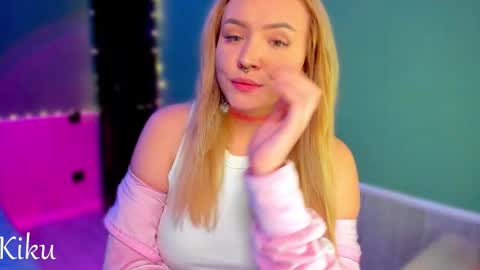 Mona online show from November 2025 12:03:02 AM