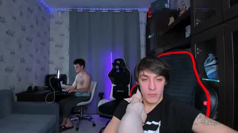 LOUIS online show from February 2025 11:25:02 PM