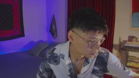 Esteban online show from October 2025 01:28:01 AM