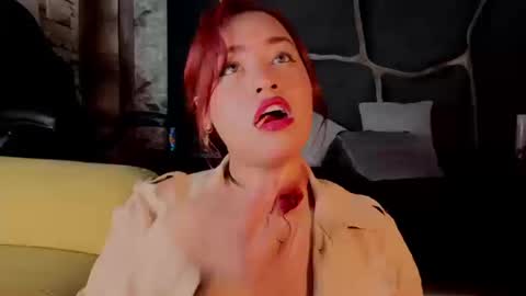 estrella05_ online show from October 2025 05:21:02 AM