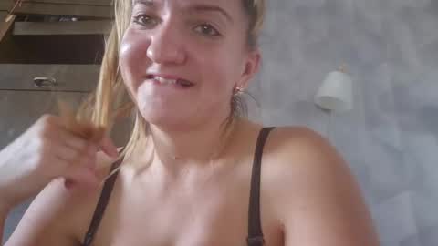 estrellawalters online show from September 2025 10:59:01 AM