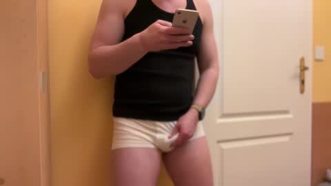 Tom online show from January 2026 12:25:01 AM