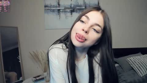 Mary online show from November 2025 07:58:01 AM