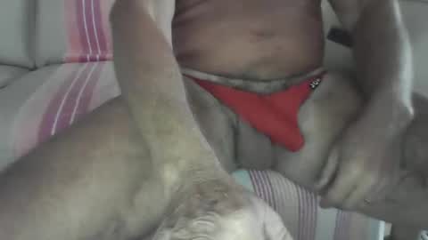 Snapshot of etextratestacle chatting on January 2025 04:49:01 AM ET online show from January 2025 04:49:01 AM