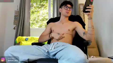 etham_wolf1 online show from June 2026 05:50:01 PM