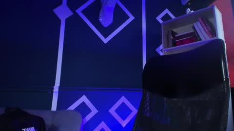 Etham online show from September 2025 11:47:01 AM