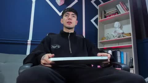 Etham online show from November 2025 11:20:02 AM