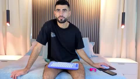 Snapshot of ethan__walker chatting on February 2026 06:50:01 PM Ethan online show from February 2026 06:50:01 PM