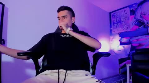 Ethan online show from September 2025 09:58:02 PM