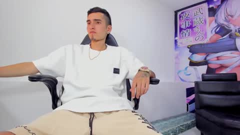 Ethan online show from September 2025 09:53:01 PM