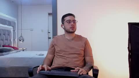 ethan_greys online show from December 2025 03:47:02 AM