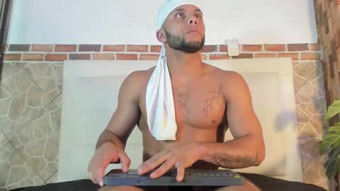 ethan helmut online show from December 2024 07:34:01 PM