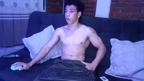 Ethan Noir online show from December 2024 04:31:02 AM