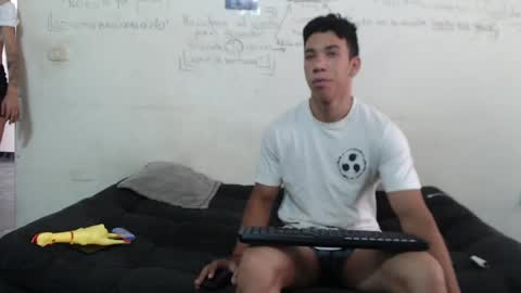 Ethan Noir online show from April 2026 09:17:01 PM