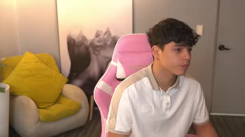 ethan_occonor online show from September 2025 01:02:01 PM