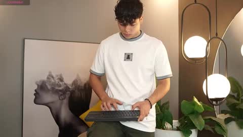 ethan_occonor online show from October 2025 12:17:02 PM