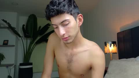 Joan online show from November 2025 05:06:01 AM