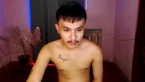 Snapshot of ethan_uwuxx chatting on January 2025 03:14:02 PM DAVE online show from January 2025 03:14:02 PM