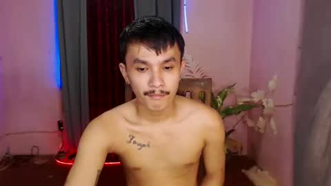 Snapshot of ethan_uwuxx chatting on February 2025 04:12:02 PM DAVE online show from February 2025 04:12:02 PM