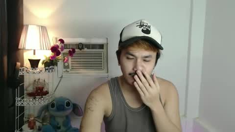 Snapshot of ethan_uwuxx chatting on February 2026 12:33:02 AM DAVE online show from February 2026 12:33:02 AM