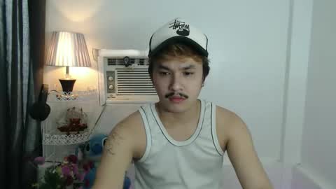 Snapshot of ethan_uwuxx chatting on March 2026 08:10:02 AM DAVE online show from March 2026 08:10:02 AM