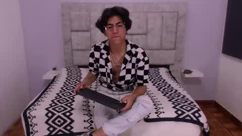 Snapshot of ethan_villa chatting on February 2025 01:08:02 PM Ethan Villa online show from February 2025 01:08:02 PM