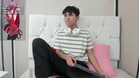 Ethan online show from September 2025 09:39:02 PM