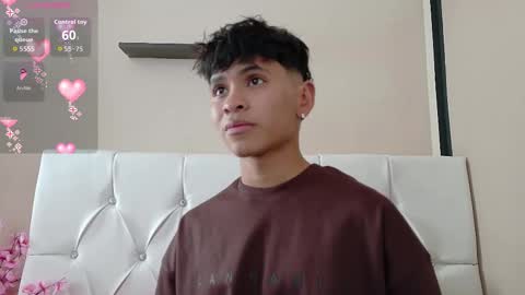 Ethan online show from October 2025 08:57:01 PM