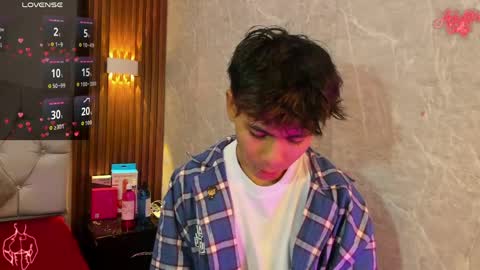 Ethan online show from April 2026 08:32:01 PM