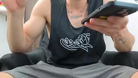 ethangreey1 online show from October 2025 02:35:02 PM