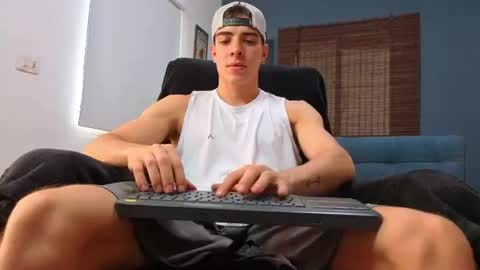 Snapshot of ethangreey1 chatting on July 2026 03:58:01 PM ethangreey1 online show from July 2026 03:58:01 PM