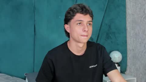 ethanlowell online show from January 2025 08:18:01 PM