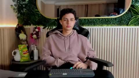 ethanlowell online show from February 2026 09:21:02 AM