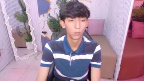 Snapshot of ethann_tay1 chatting on August 2026 03:05:01 AM ethann_tay1 online show from August 2026 03:05:01 AM