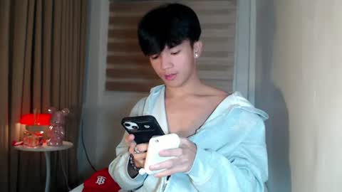 Snapshot of etherealboytoy4hire chatting on June 2026 05:17:02 PM Rey online show from June 2026 05:17:02 PM