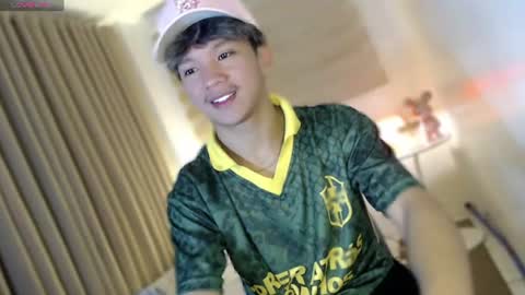 Snapshot of etherealboytoy4hire chatting on August 2026 05:31:01 AM Rey online show from August 2026 05:31:01 AM
