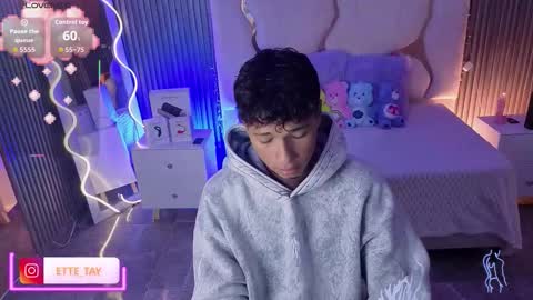 Snapshot of ette_tay chatting on February 2026 03:15:01 AM ette online show from February 2026 03:15:01 AM