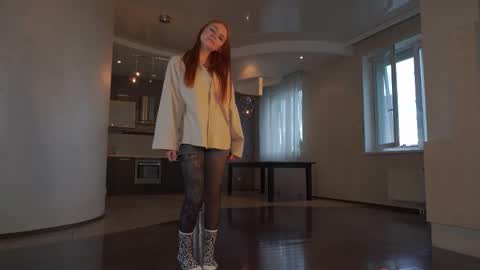 Lillie here and its my first day online show from October 2025 11:51:02 AM