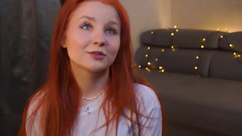 Lillie here and its my first day online show from November 2025 12:52:01 PM