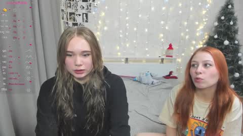 Snapshot of eumomino chatting on January 2025 04:18:02 PM Veronica Tiia Lilith left to right online show from January 2025 04:18:02 PM