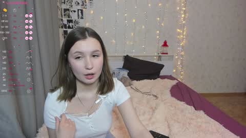 Snapshot of eumomino chatting on January 2025 05:04:02 AM Veronica Tiia Lilith left to right online show from January 2025 05:04:02 AM