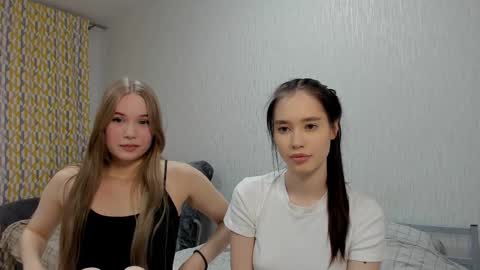 Snapshot of eumomino chatting on February 2025 12:00:02 PM Veronica Tiia Lilith left to right online show from February 2025 12:00:02 PM