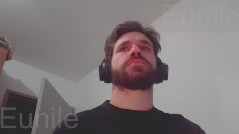 eunile online show from October 2025 05:33:02 PM