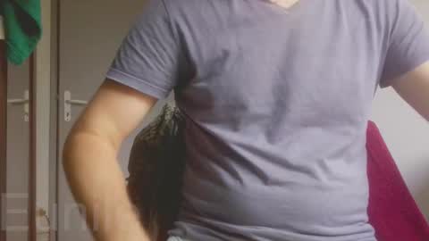 eunile online show from October 2025 01:51:02 PM