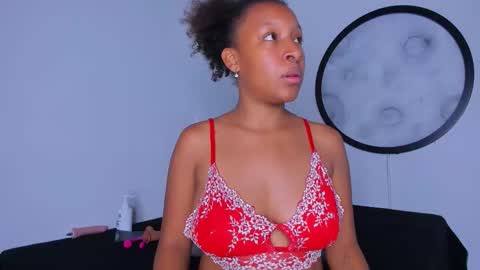 Snapshot of euphoria_06 chatting on January 2026 03:21:02 AM euphoria_06 online show from January 2026 03:21:02 AM