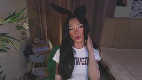 Snapshot of euphoric_goddess chatting on June 2026 04:31:01 AM euphoric_goddess online show from June 2026 04:31:01 AM