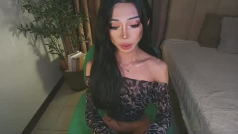 Snapshot of euphoric_goddess chatting on July 2026 11:23:01 AM euphoric_goddess online show from July 2026 11:23:01 AM