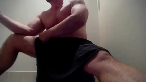 Snapshot of eurobullmuscle chatting on October 2025 03:19:02 PM euro bull online show from October 2025 03:19:02 PM