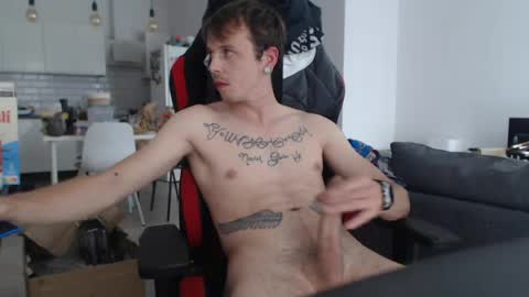 Snapshot of europe_romeo chatting on July 2026 01:29:01 PM europe_romeo online show from July 2026 01:29:01 PM