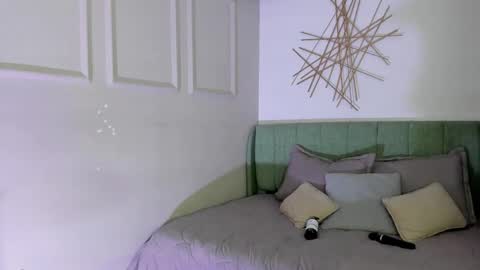 Snapshot of eva_boston chatting on September 2025 01:51:02 AM Eva online show from September 2025 01:51:02 AM